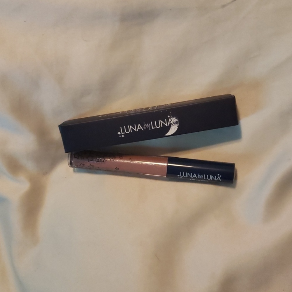 Lip gloss